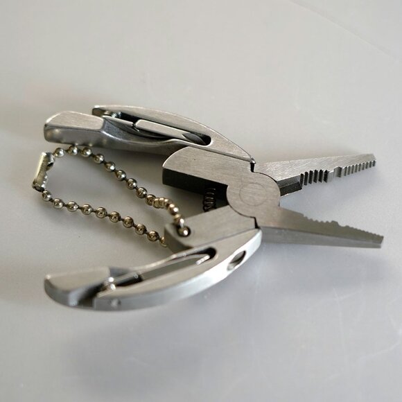 Multitool, keychain - Picture 4 of 6